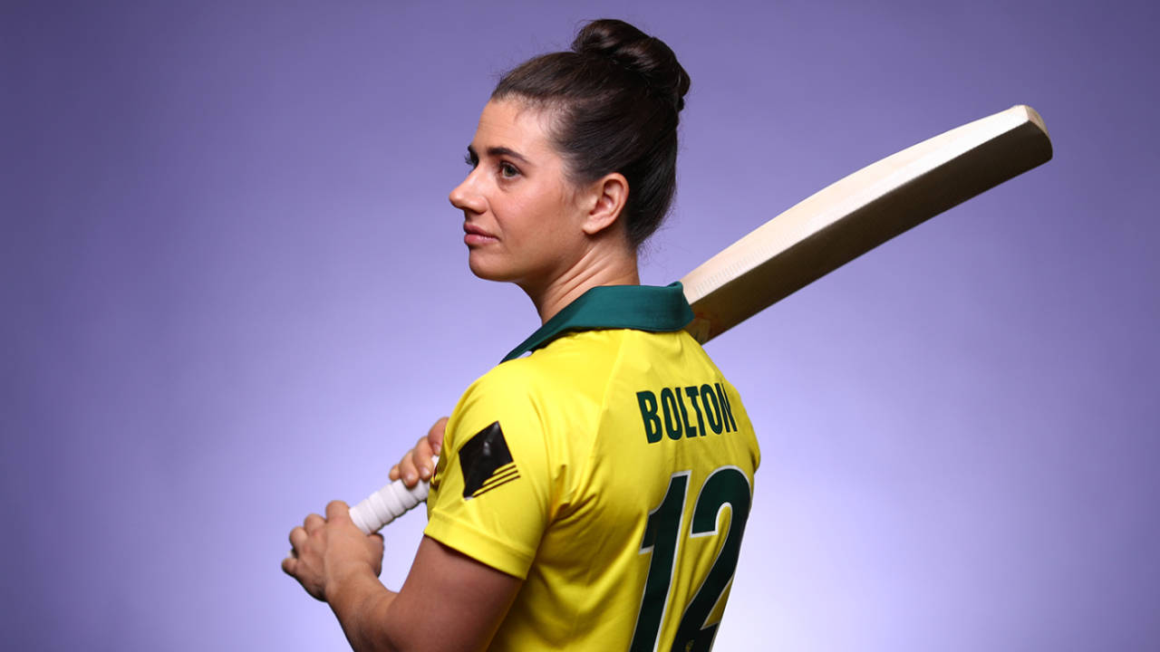 Nicole Bolton poses during a pre-Ashes photoshoot at Australia's National Cricket Centre of Excellence&nbsp;&nbsp;&bull;&nbsp;&nbsp;Getty Images