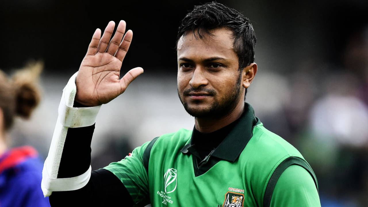 Can't keep him out of the game: Shakib is Bangladesh's premier batsman and bowler in ODIs&nbsp;&nbsp;&bull;&nbsp;&nbsp;AFP/Getty Images