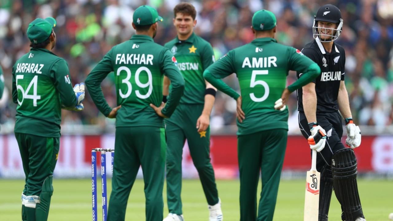 Jimmy Neesham grins as Shaheen Afridi, Sarfaraz Ahmed, Fakhar Zaman, and Mohammad Amir look on, New Zealand v Pakistan, World Cup 2019, Birmingham, June 26, 2019