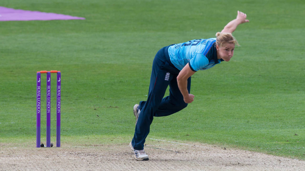 Katherine Brunt bowling, England v West Indies, 2nd ODI, Worcester, June 9, 2019