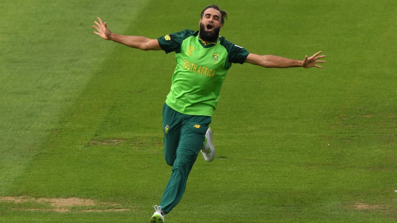 Imran Tahir celebrates after bowling Noor Ali Zadran, Afghanistan v South Africa, World Cup 2019, Cardiff, June 15, 2019