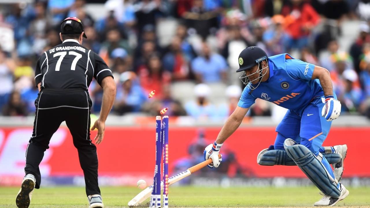 India's hopes ended when Martin Guptill ran MS Dhoni out, India v New Zealand, World Cup 2019, Old Trafford, July 10, 2019