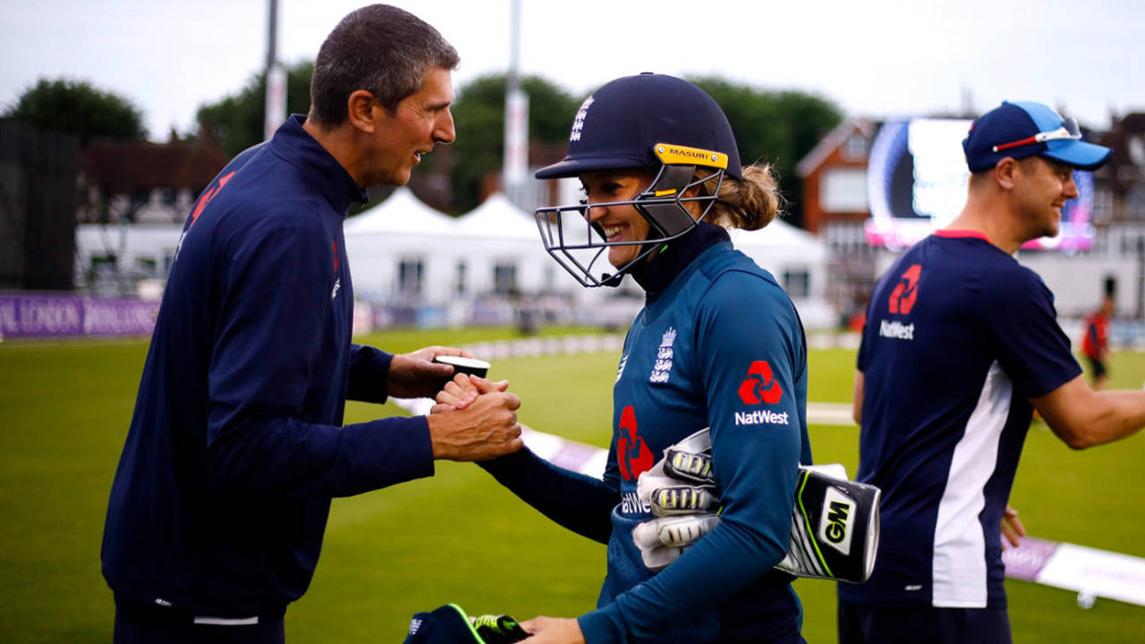 Mark Robinson built strong player relationships during his time with England Women&nbsp;&nbsp;&bull;&nbsp;&nbsp;Getty Images