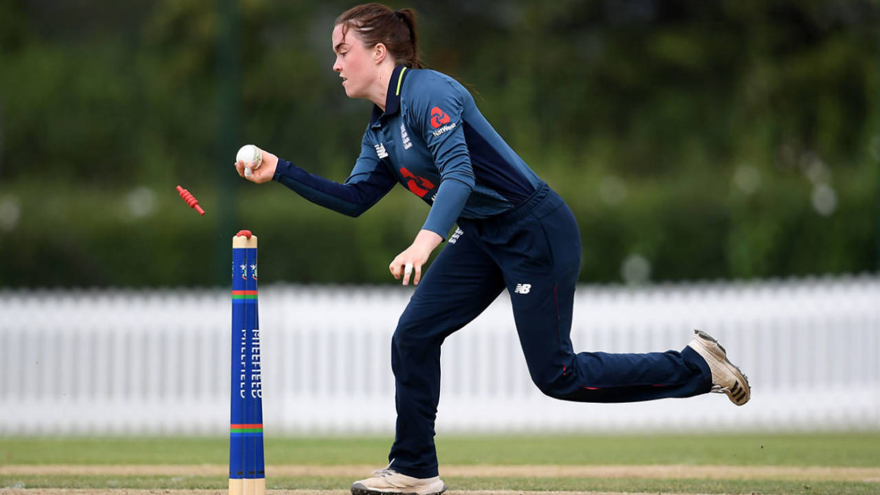 Mady Villiers in action for England Academy&nbsp;&nbsp;&bull;&nbsp;&nbsp;Getty Images
