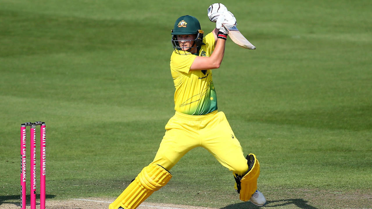 Meg Lanning drives, England v Australia, 2nd T20I, Women's Ashes, July 28, 2019
