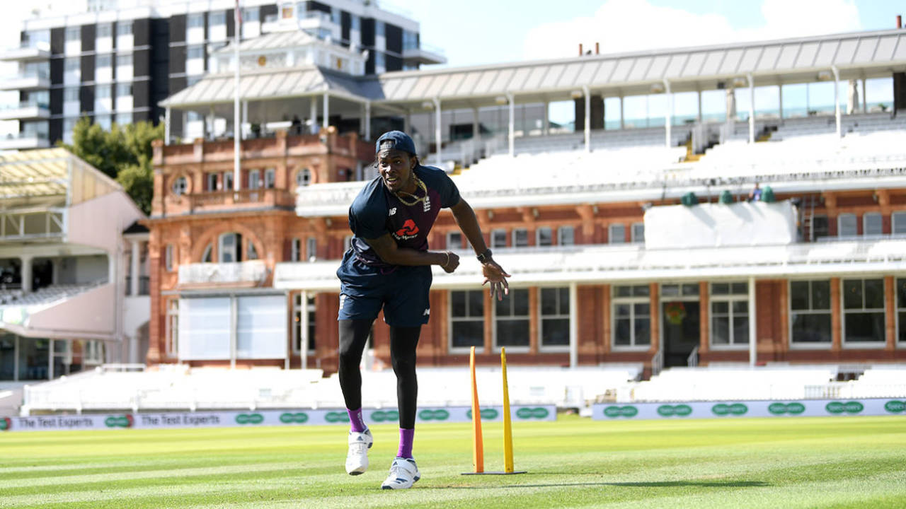 Jofra Archer bowls during a nets session at Lord's&nbsp;&nbsp;&bull;&nbsp;&nbsp;Getty Images