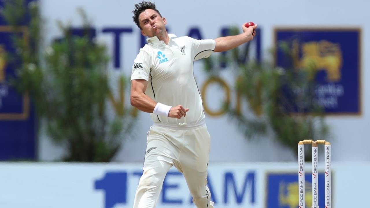 Trent Boult toils away, Sri Lanka v New Zealand, 1st Test, Galle, 2nd day, August 15, 2019