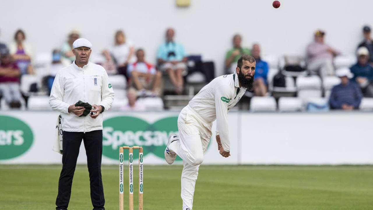 Moeen Ali had a long bowl on his Championship return, Northamptonshire v Worcestershire, Day 2, County Championship, Wantage Road
