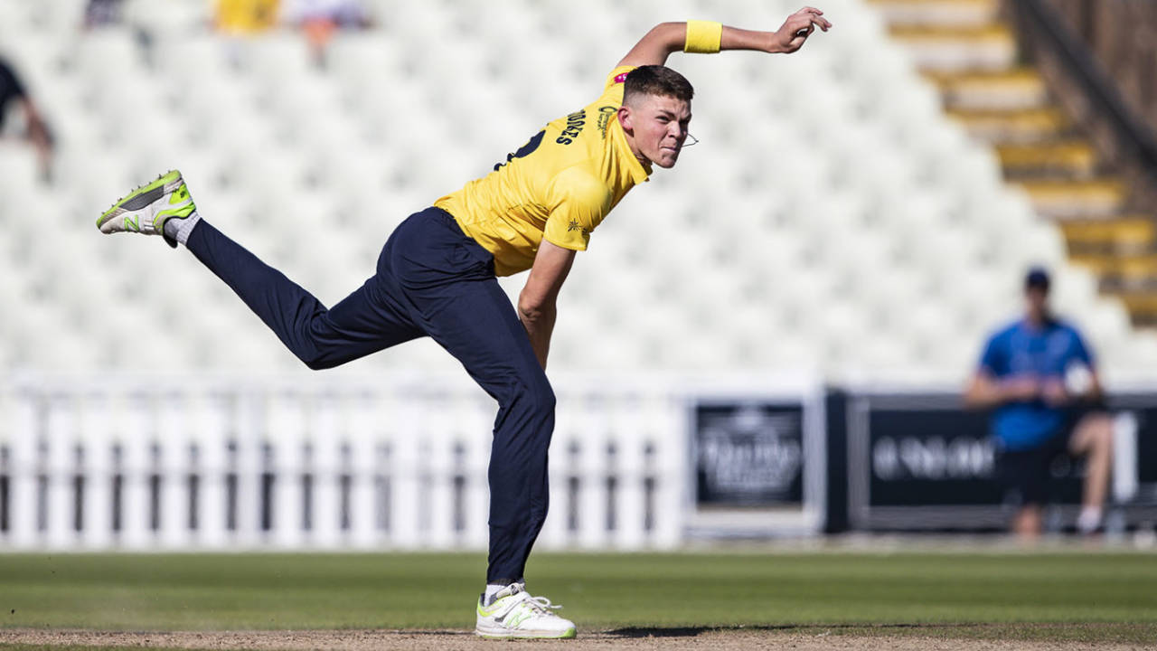 Henry Brookes bowls in front of a nearly-deserted Edgbaston as fans flocked to the concourse to watch Ben Stokes' heroics