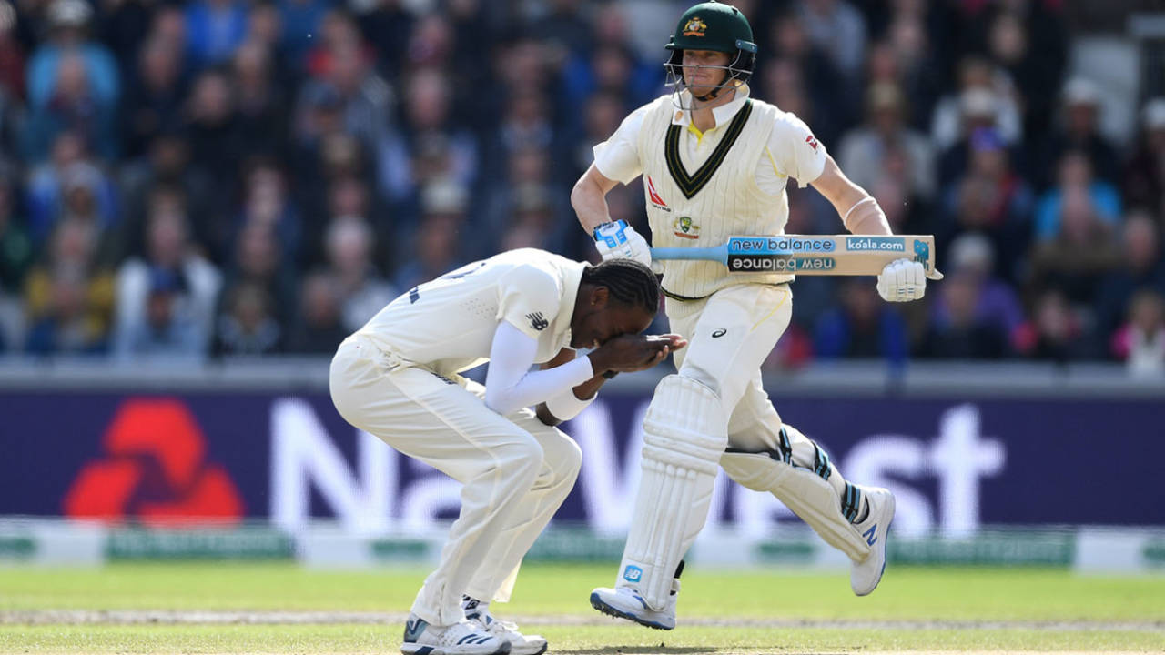 Jofra Archer put down a caught-and-bowled chance offered up by Steve Smith&nbsp;&nbsp;&bull;&nbsp;&nbsp;Getty Images