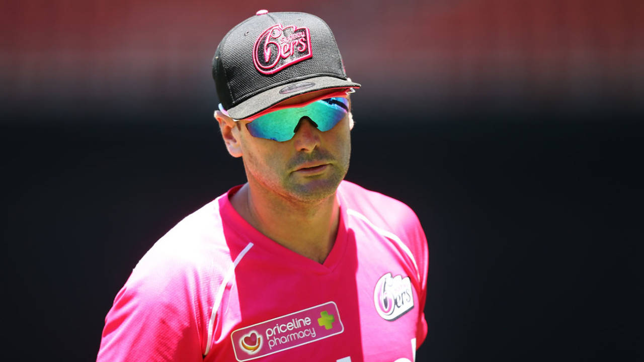 Ben Sawyer, coach of the Sydney Sixers, looks on, Sixers v Strikers, WBBL, Adelaide, January 2, 2017
