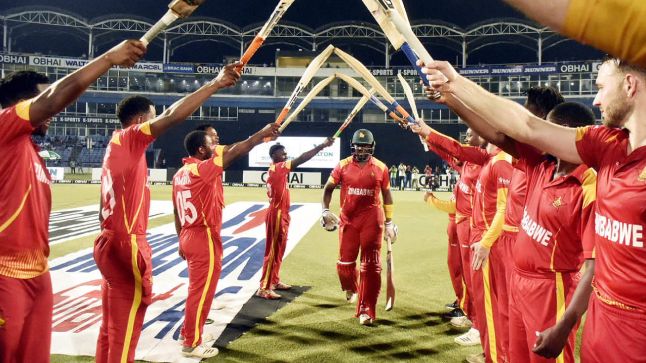 Hamilton Masakadza walks out to a guard of honour in his final match in Zimbabwe colours, Afghanistan v Zimbabwe, T20 Tri-series, Chattogram, September 20, 2019