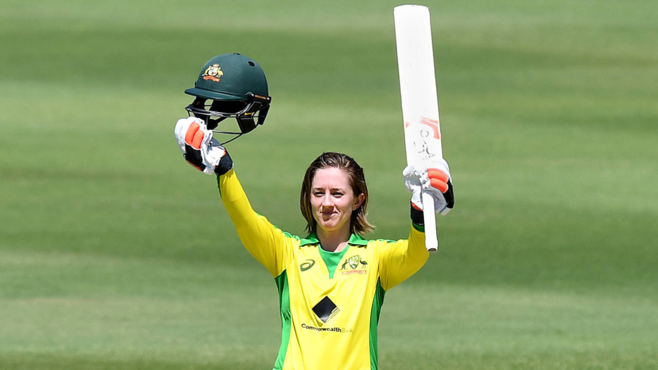 Rachael Haynes celebrates her maiden ODI century, Australia v Sri Lanka, 2nd Women's ODI, Brisbane, 7 October 2019