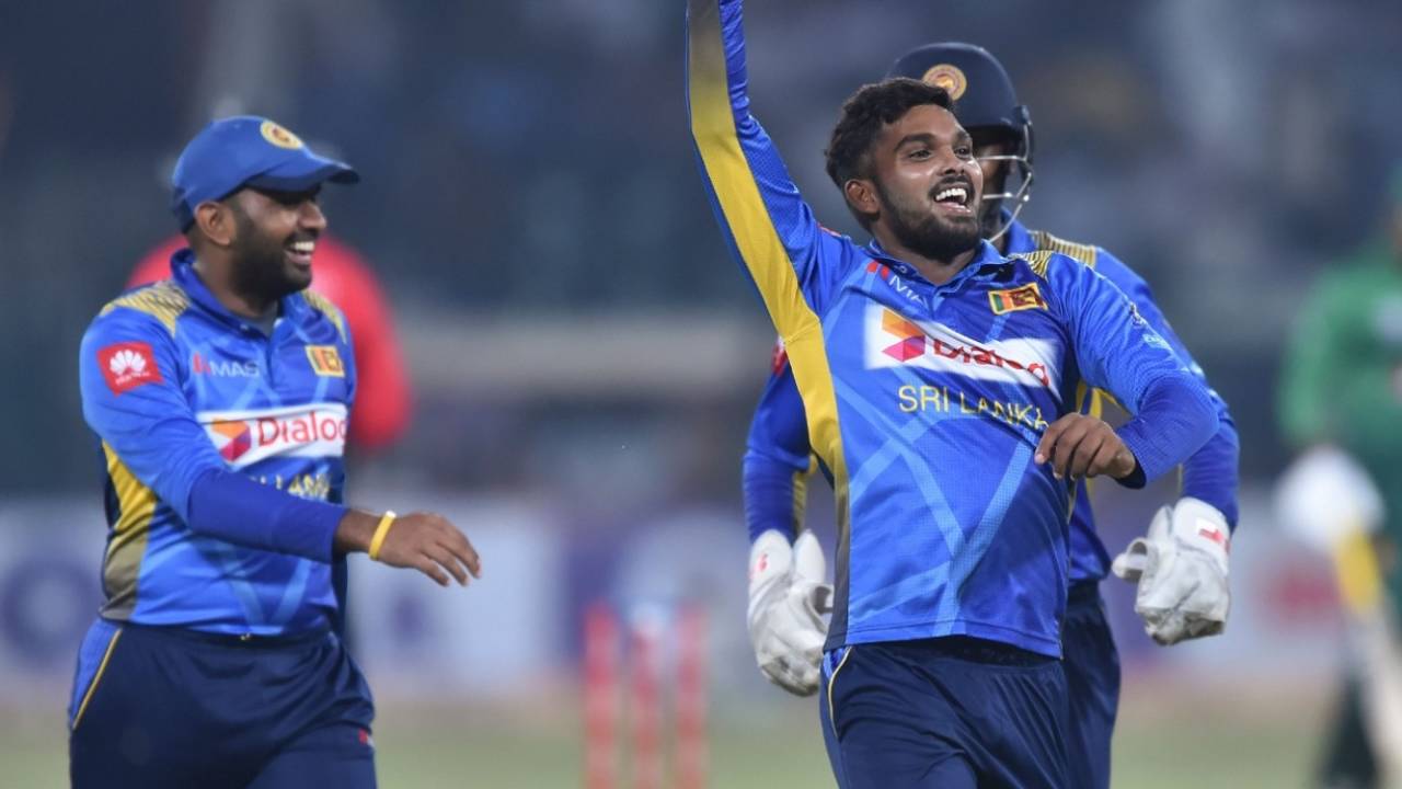 Wanindu Hasaranga took three wickets in four balls, Pakistan v Sri Lanka, 2nd T20I, Lahore, October 7, 2019