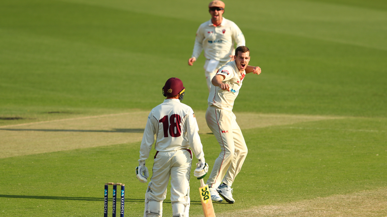 Nick Winter removed Usman Khawaja for a duck although the batsman wasn't happy with the decision, Queensland v South Australia, Sheffield Shield, Brisbane, October 20, 2019