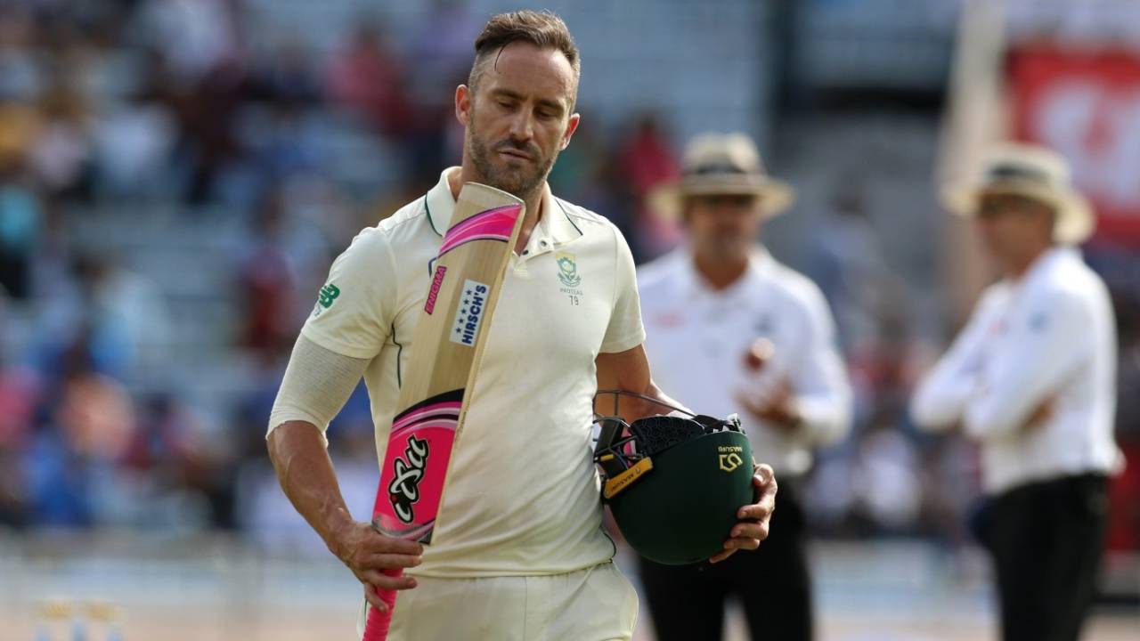 Faf du Plessis walks back after being dismissed, India v South Africa, 3rd Test, Ranchi, 3rd day, October 21, 2019