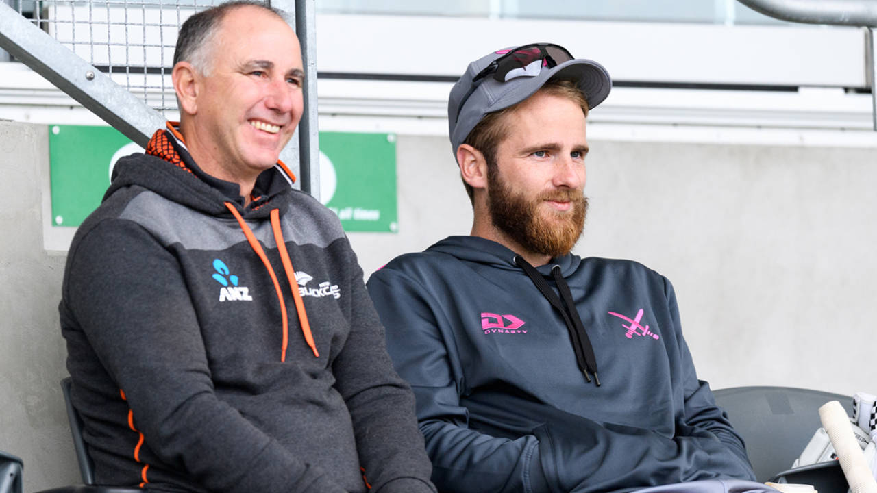 Gary Stead and Kane Williamson watch on during Northern Districts' game with Canterbury&nbsp;&nbsp;&bull;&nbsp;&nbsp;Getty Images