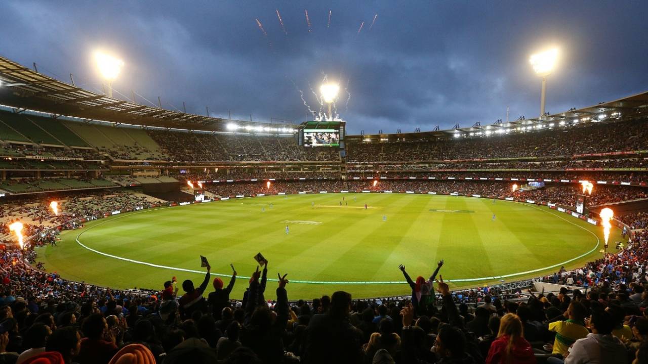 Packed grounds: a better atmosphere for the players and the fans