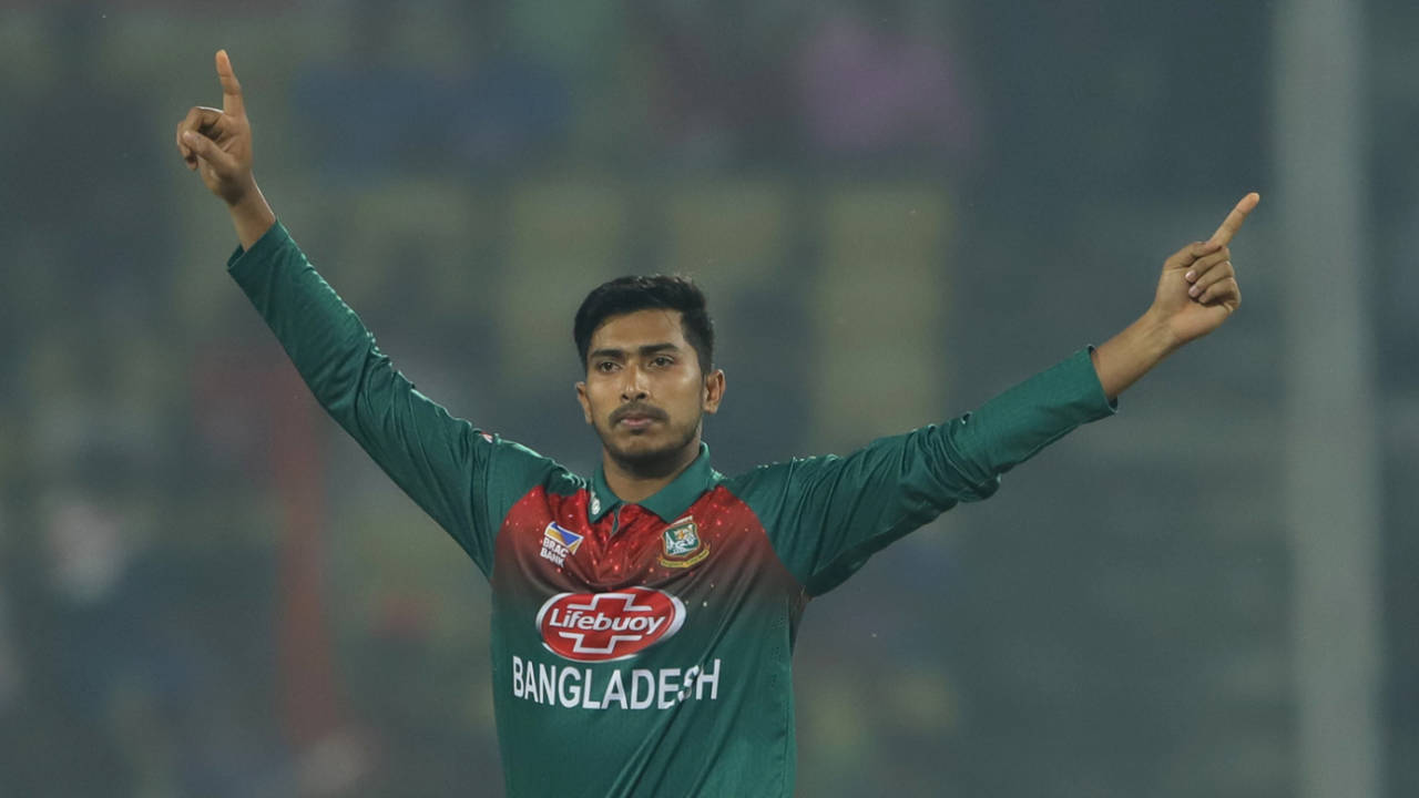 Soumya Sarkar celebrates a wicket, India v Bangladesh, 3rd T20I, Nagpur, November 10, 2019