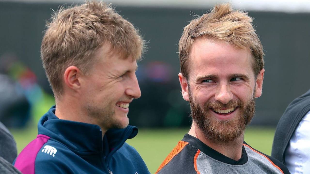 Joe Root and Kane Williamson share a laugh on the eve of the first Test, Mount Maunganui, November 19, 2019