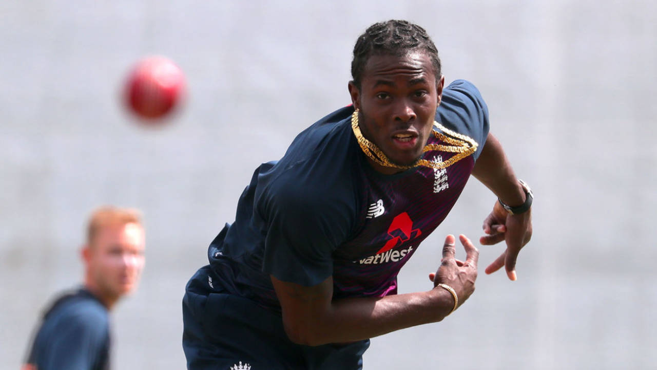 Jofra Archer bowls during a practice session at Bay Oval in Mount Maunganui&nbsp;&nbsp;&bull;&nbsp;&nbsp;Getty Images