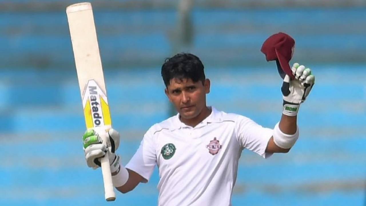 Adnan Akmal brings up his hundred, Southern Punjab (Pakistan) v Sindh, Quaid-e-Azam Trophy 2019-20, Karachi, day 2, November 26, 2019