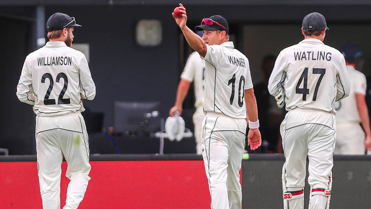 Neil Wagner holds the ball aloft after claiming a five-for, New Zealand v England, 2nd Test, Hamilton, 4th day, December 02, 2019