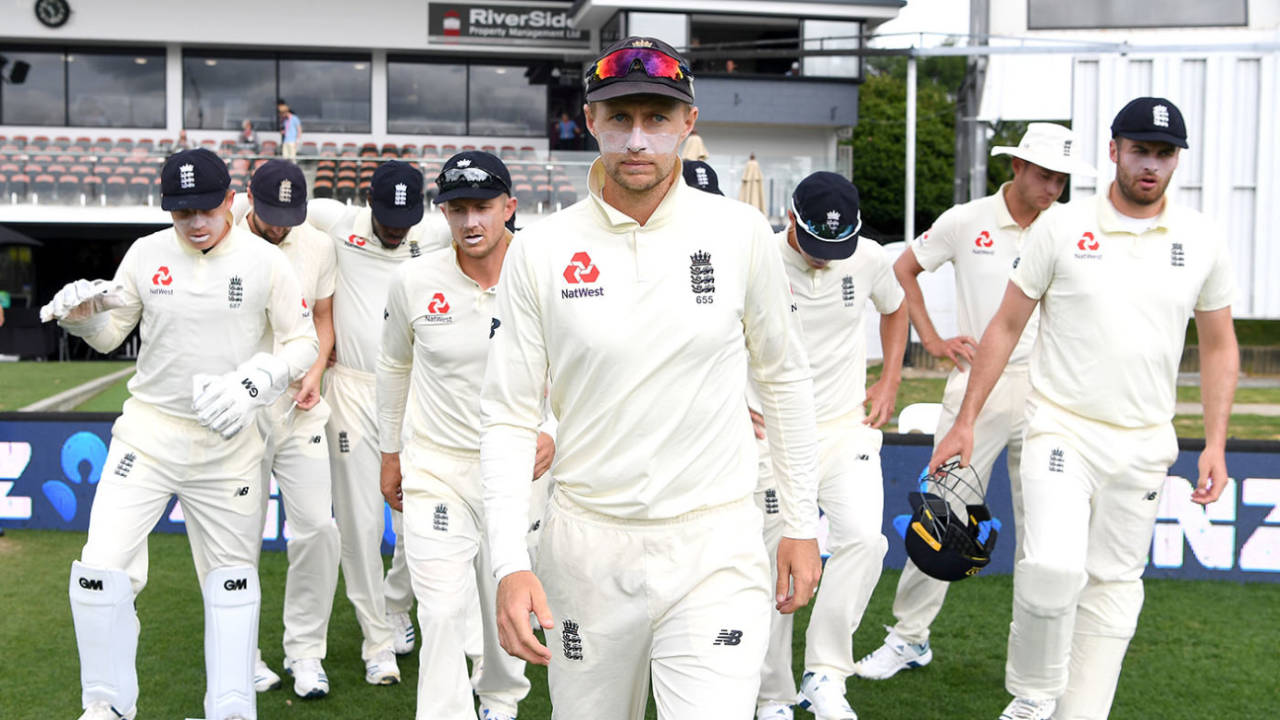 Joe Root leads out his team ahead of day 5, New Zealand v England, 2nd Test, Hamilton, December 03, 2019