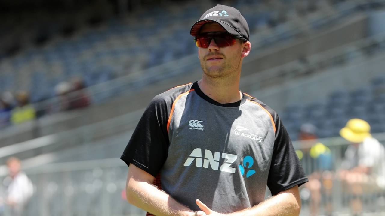 Lockie Ferguson with his right calf in a moon boot. He won't bowl anymore in his debut Test, Australia v New Zealand, 1st Test, Perth, 2nd day, December 13, 2019