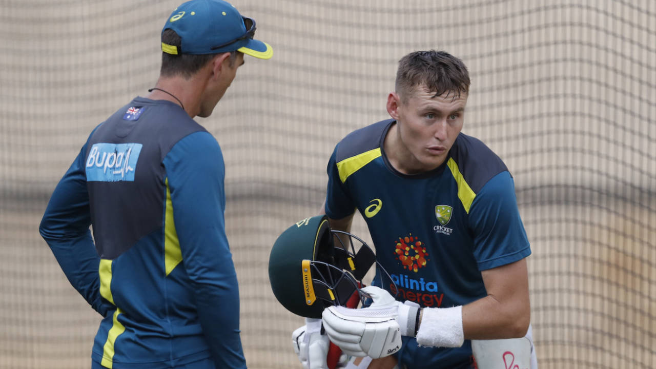 Marnus Labuschagne discusses his batting with Justin Langer, Melbourne, December 25, 2019