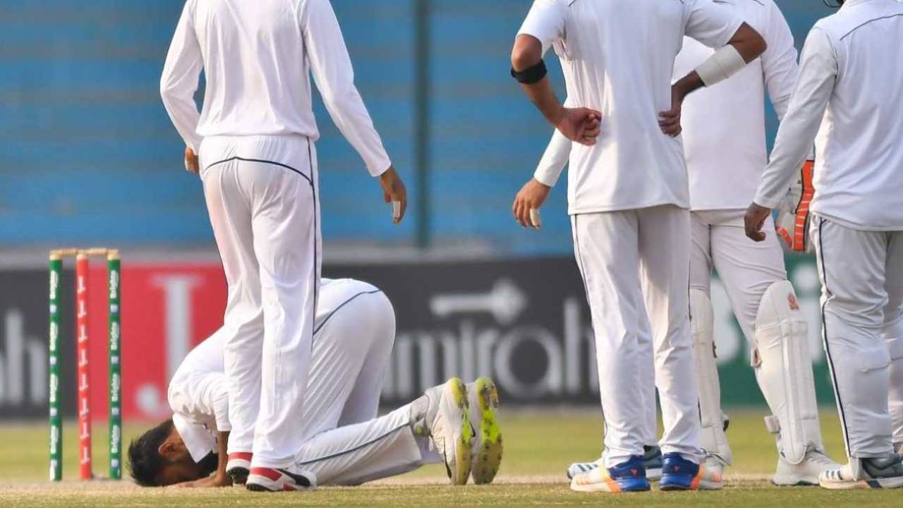 Bilal Asif picked up a second-innings five-for, Central Punjab v Northern, Quaid-e-Azam Trrophy final, 4th day, Karachi, December 30, 2019