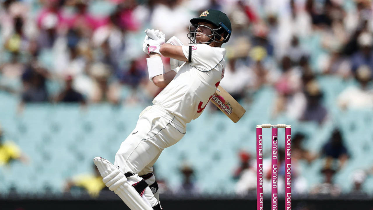 David Warner flays through the off side, Australia v New Zealand, 3rd Test, Sydney, 1st day, January 3, 2020