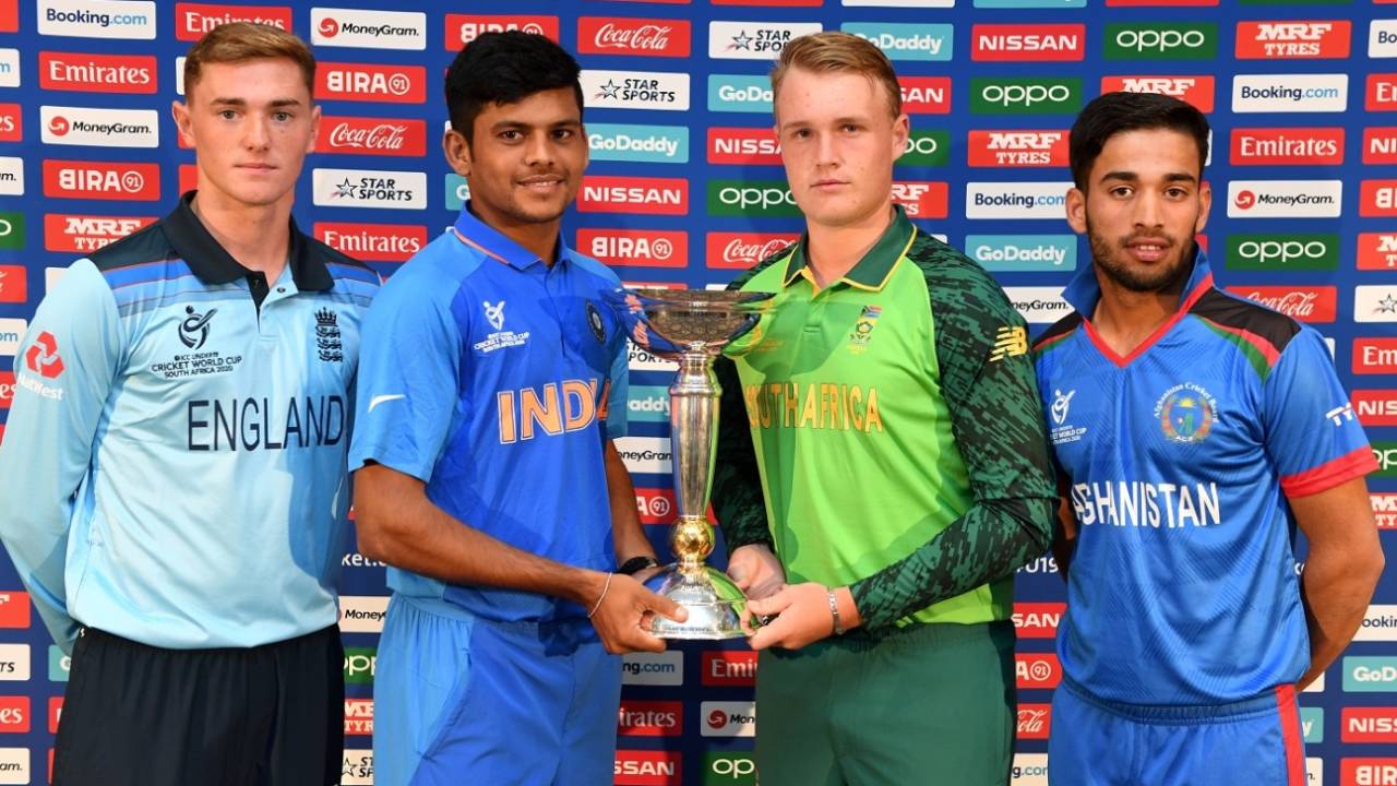 George Balderson, Priyam Garg, Bryce Parsons and Farhan Zakhil pose with the 2020 U-19 World Cup trophy, Pretoria, January 10, 2020