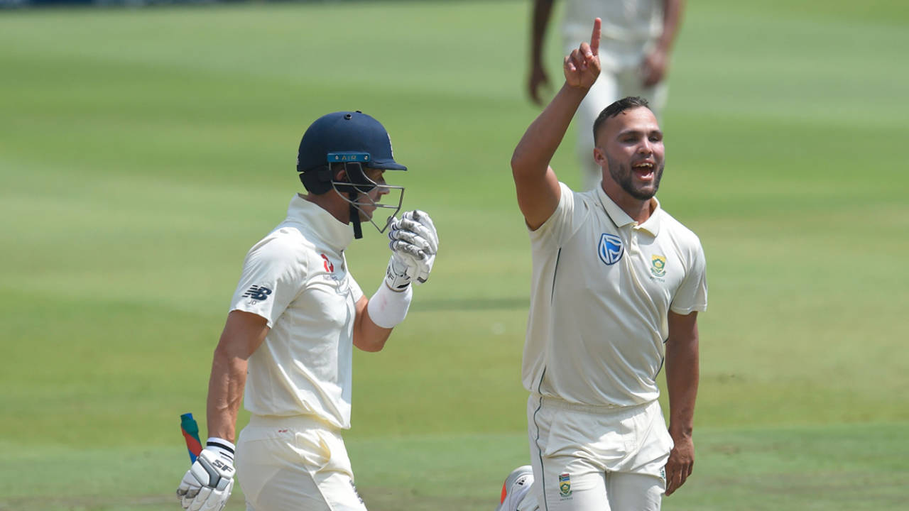 Dane Paterson removed Joe Denly, South Africa v England, 4th Test, Day 3, Johannesburg, January 26, 2020