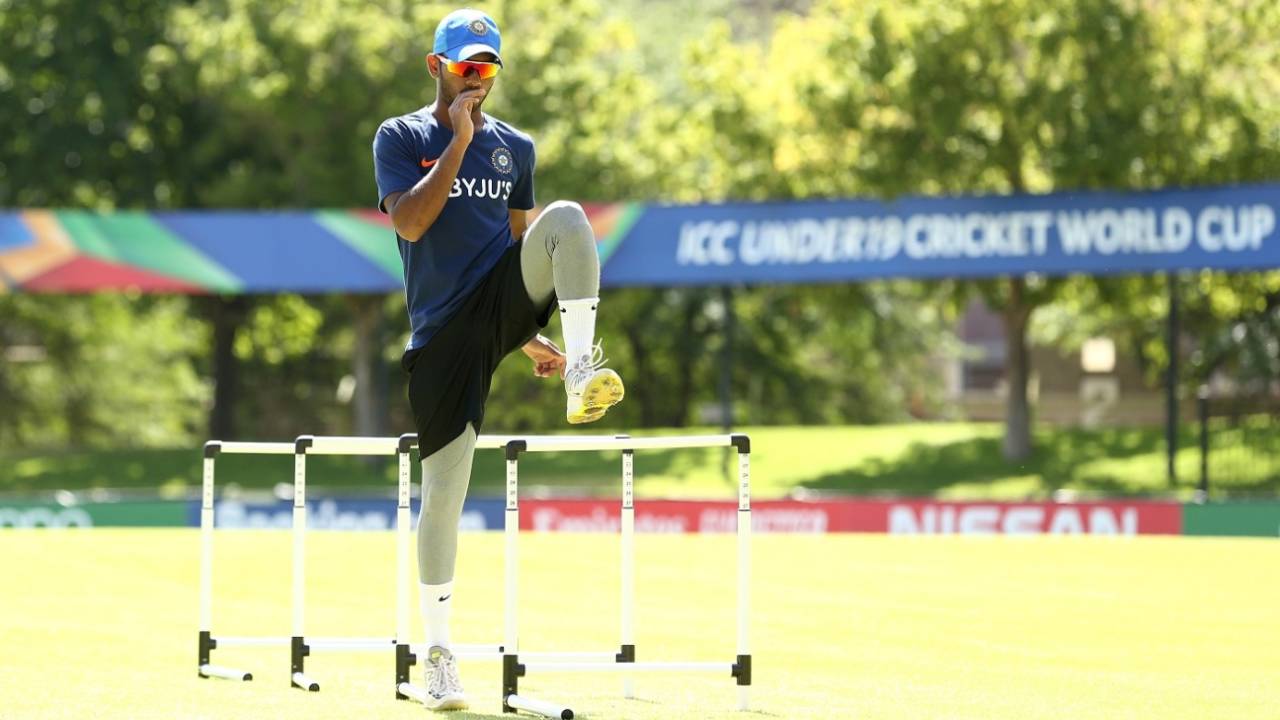 Siddhesh Veer in action at training, Under-19 World Cup 2020