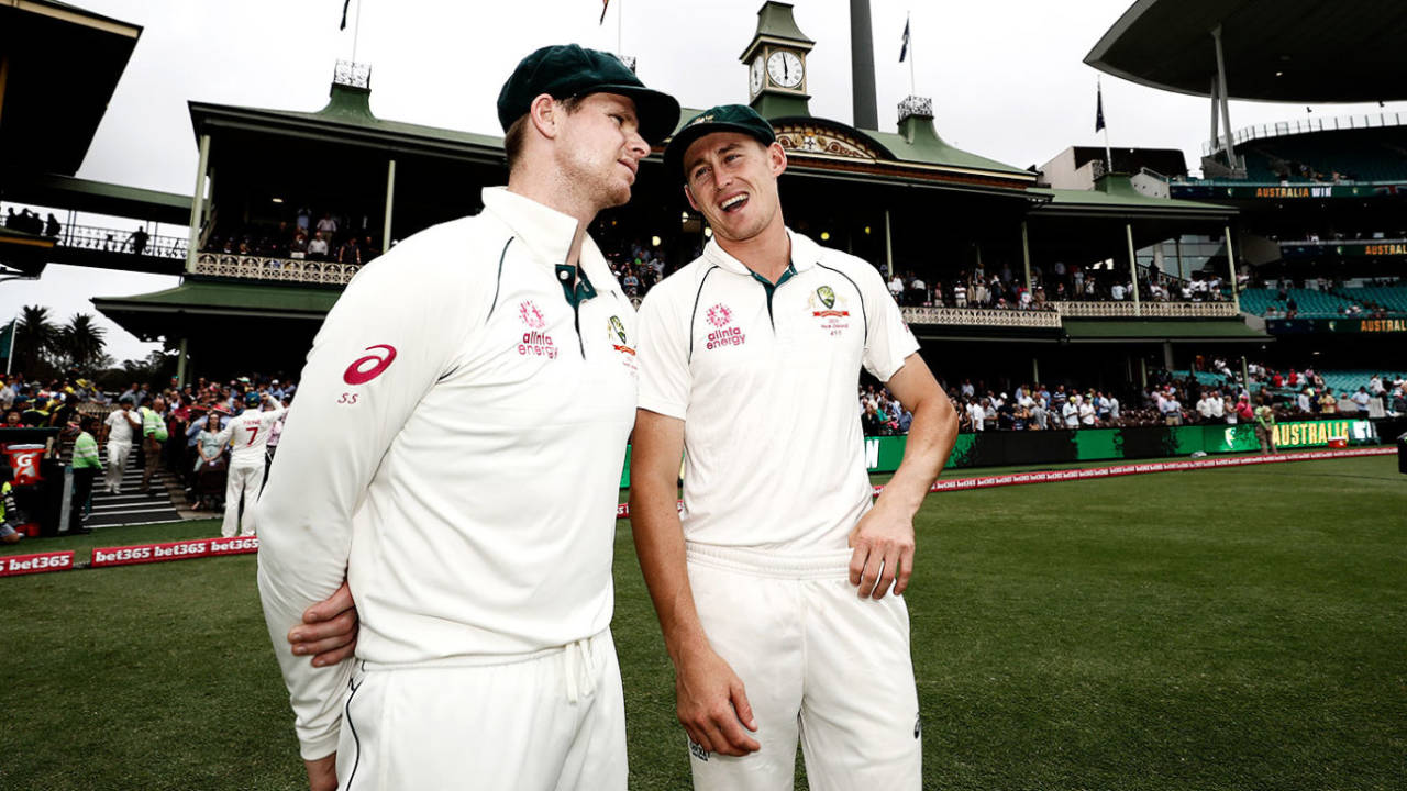 Steven Smith and Marnus Labuschagne have a chat, Australia v New Zealand, 3rd Test, Sydney, 4th day, January 6, 2020