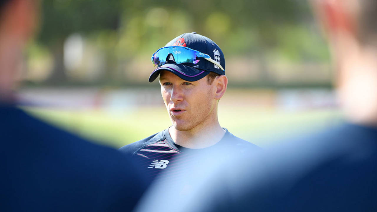 Eoin Morgan addresses his team, CSA Invitational XI v England, Tour match, Paarl, February 1, 2020