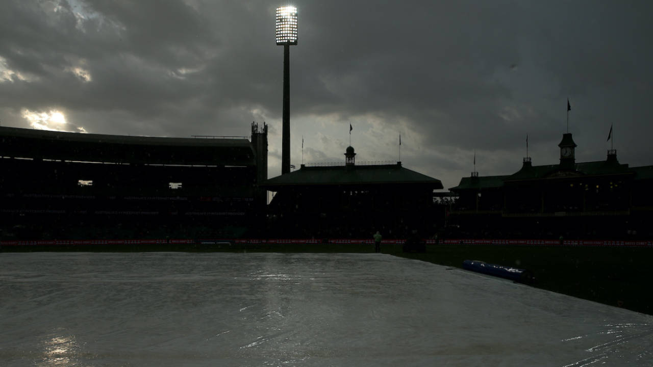 Rain may ruin the BBL final at the SCG