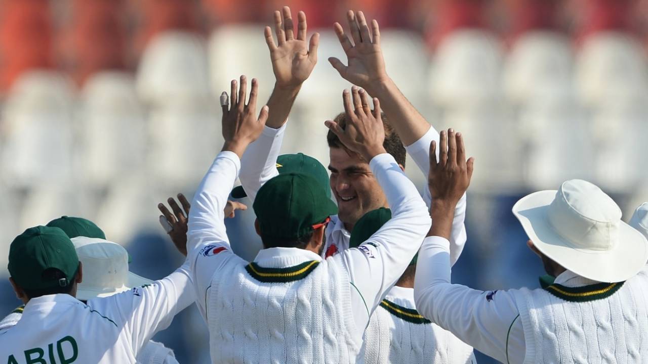 Shaheen Afridi sent back Mominul Haque early on the fourth day, Pakistan v Bangladesh, 1st Test, Rawalpindi, 4th day, February 10, 2020