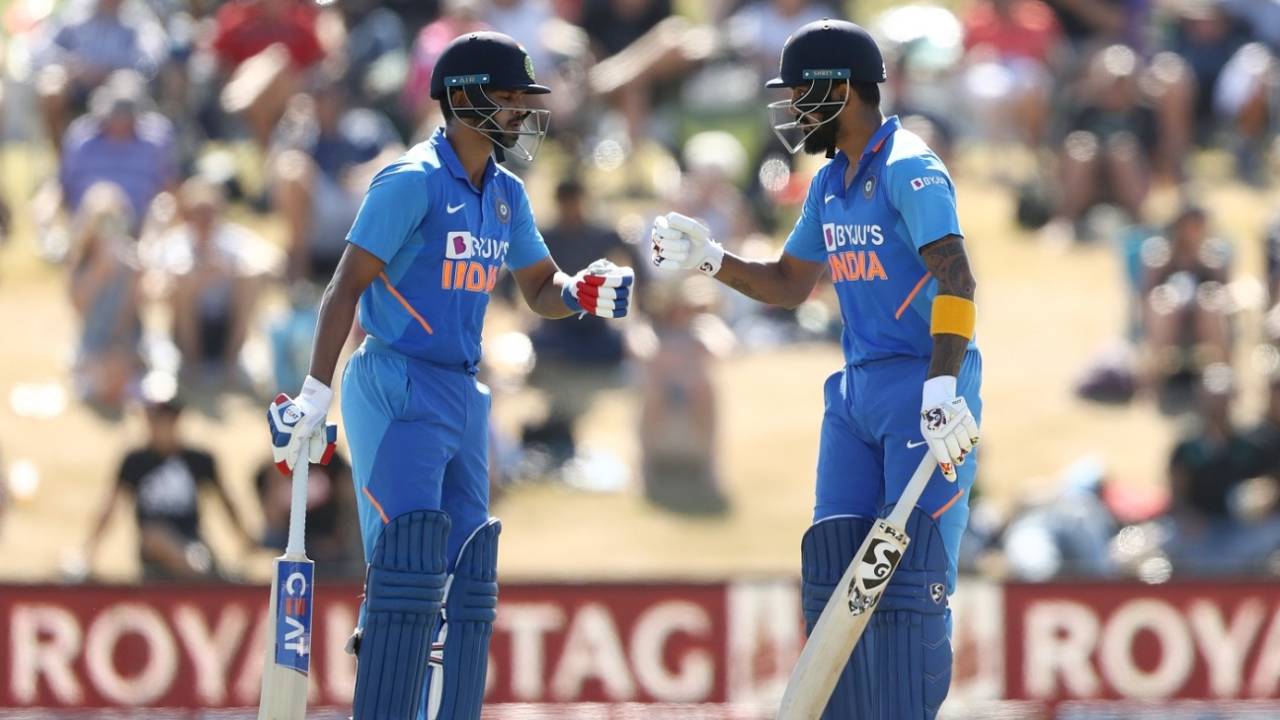 Shreyas Iyer and KL Rahul added 100 runs for the fourth wicket, New Zealand v India, 3rd ODI, Mount Maunganui, February 11, 2020