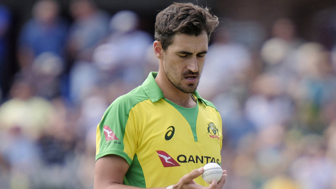 Mitchell Starc examines the new ball, South Africa v Australia, 2nd T20I, Port Elizabeth, February 23, 2020