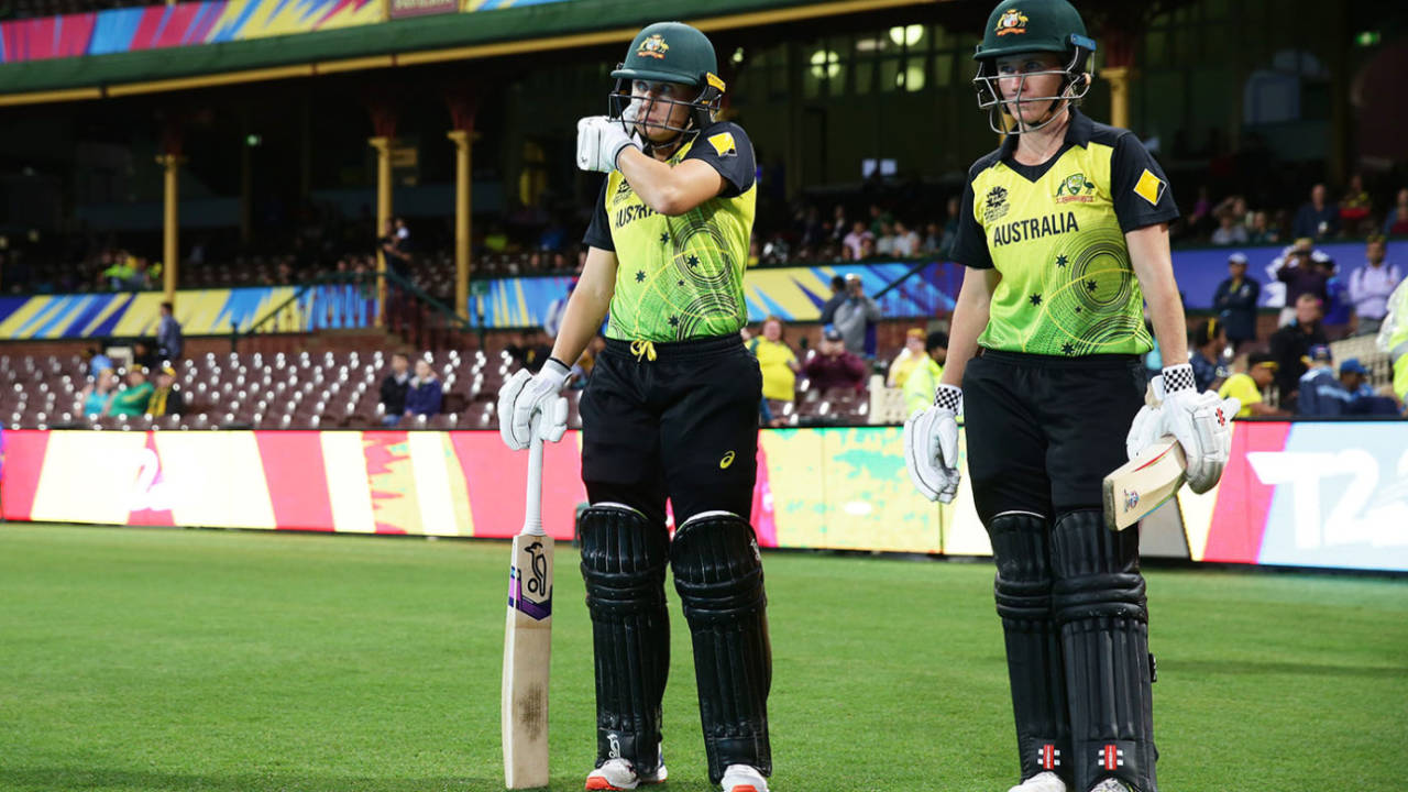 Alyssa Healy and Beth Mooney prepare to start the Australia innings&nbsp;&nbsp;&bull;&nbsp;&nbsp;Getty Images