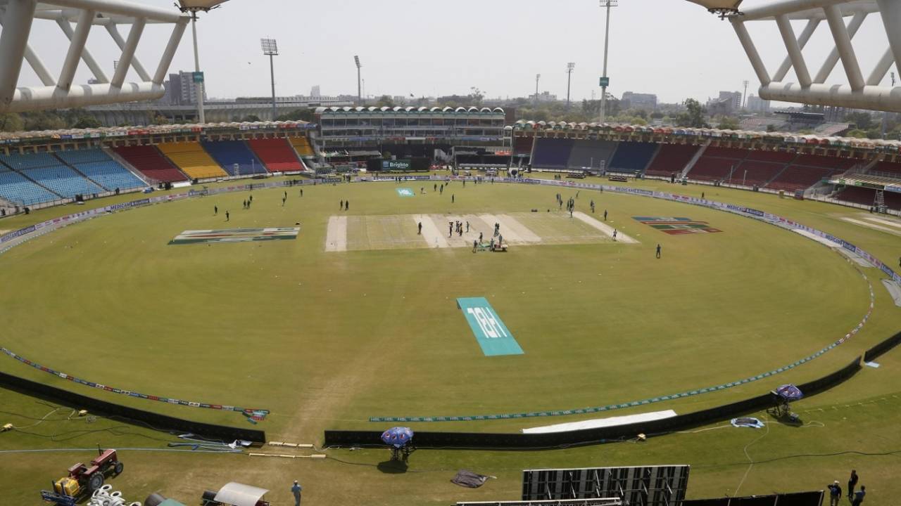 The teams warm up in front of empty stands, Lahore Qalandars v Multan Sultans, Pakistan Super League, Lahore, March 15, 2020