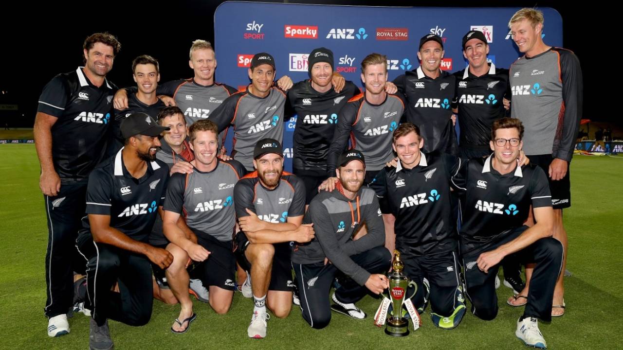 The New Zealand players pose with the trophy, New Zealand v India, 3rd ODI, Mount Maunganui, February 11, 2020