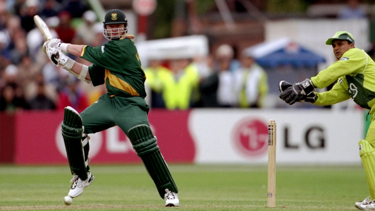 Lance Klusener's 46 not out against Pakistan was perhaps his best performance of the 1999 World Cup&nbsp;&nbsp;&bull;&nbsp;&nbsp;Getty Images
