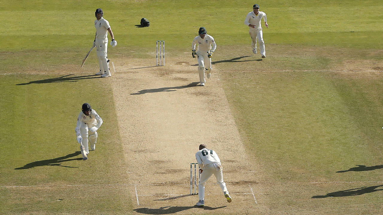 Nathan Lyon misses the chance to run out Jack Leach with England needing two to win, England v Australia, 3rd Ashes Test, Headingley, August 25, 2019