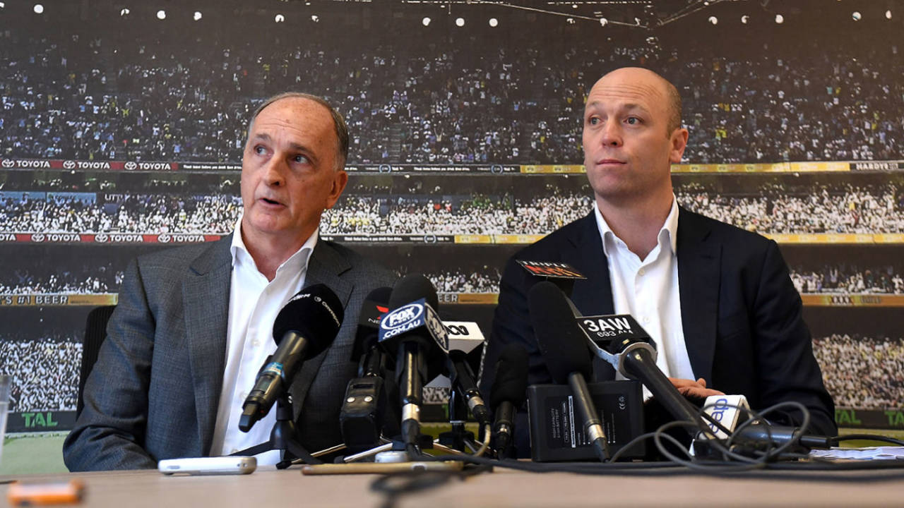 President of the ACA Greg Dyer (left) and CEO Alistair Nicholson address the media, Melbourne, October 30, 2018
