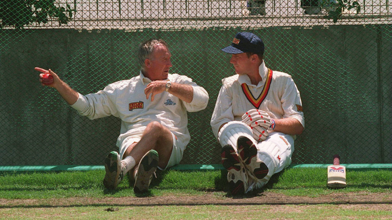 Fletcher talks to John Crawley in Melbourne on the 1994 Ashes tour. "We weren't the greatest side"&nbsp;&nbsp;&bull;&nbsp;&nbsp;Getty Images