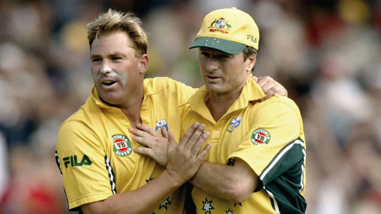 Shane Warne and Steve Waugh celebrate a wicket, Australia v New Zealand, MCG, January 29, 2002