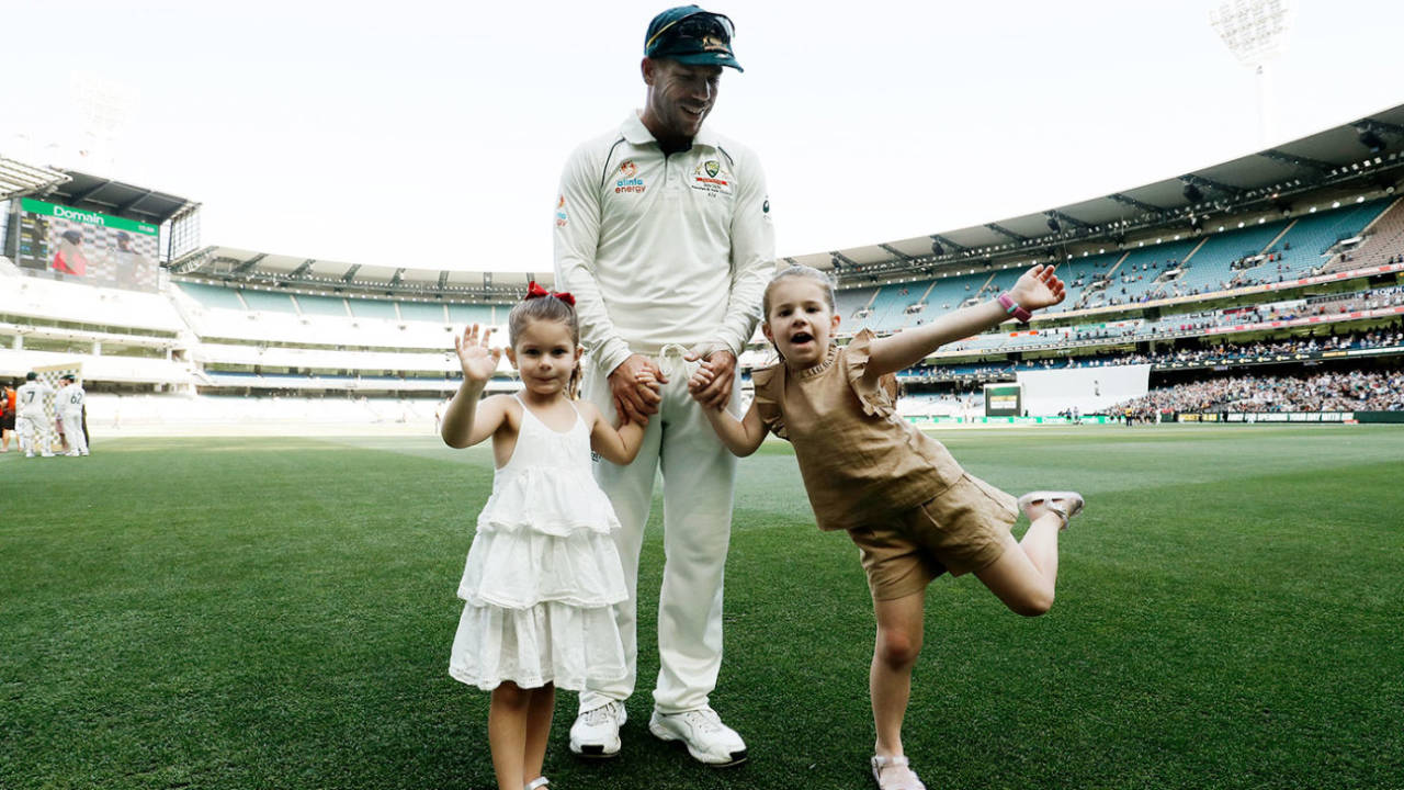 David Warner walks along the ground with his daughters, Australia v New Zealand, 3rd Test, Melbourne, 4th day, December 29, 2019